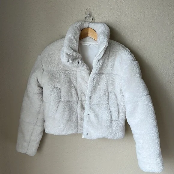 alo white Sherpa jacket - Picture 2 of 13